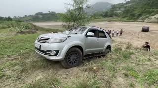 New Fortuner vs Old Fortuner Beware of Flash Floods in Monsoon 2023