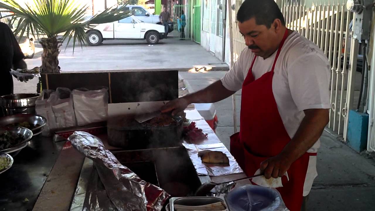 Tacos de borrego el guero en mexicali YouTube