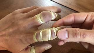 SKIN INDENTATION - Oddly satisfying feeling skin indents on fingers after taking off rubber bands Corset Skin Imprints