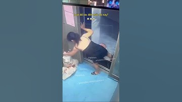 Lười đổ rác đến mức độ này?😨 #xahoi #vanminh #phunu #chungcu