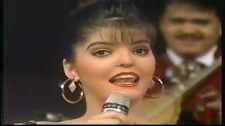 Barbara &quot;Yo No Me Caso&quot; &quot;Desden&quot; Mariachi 2000