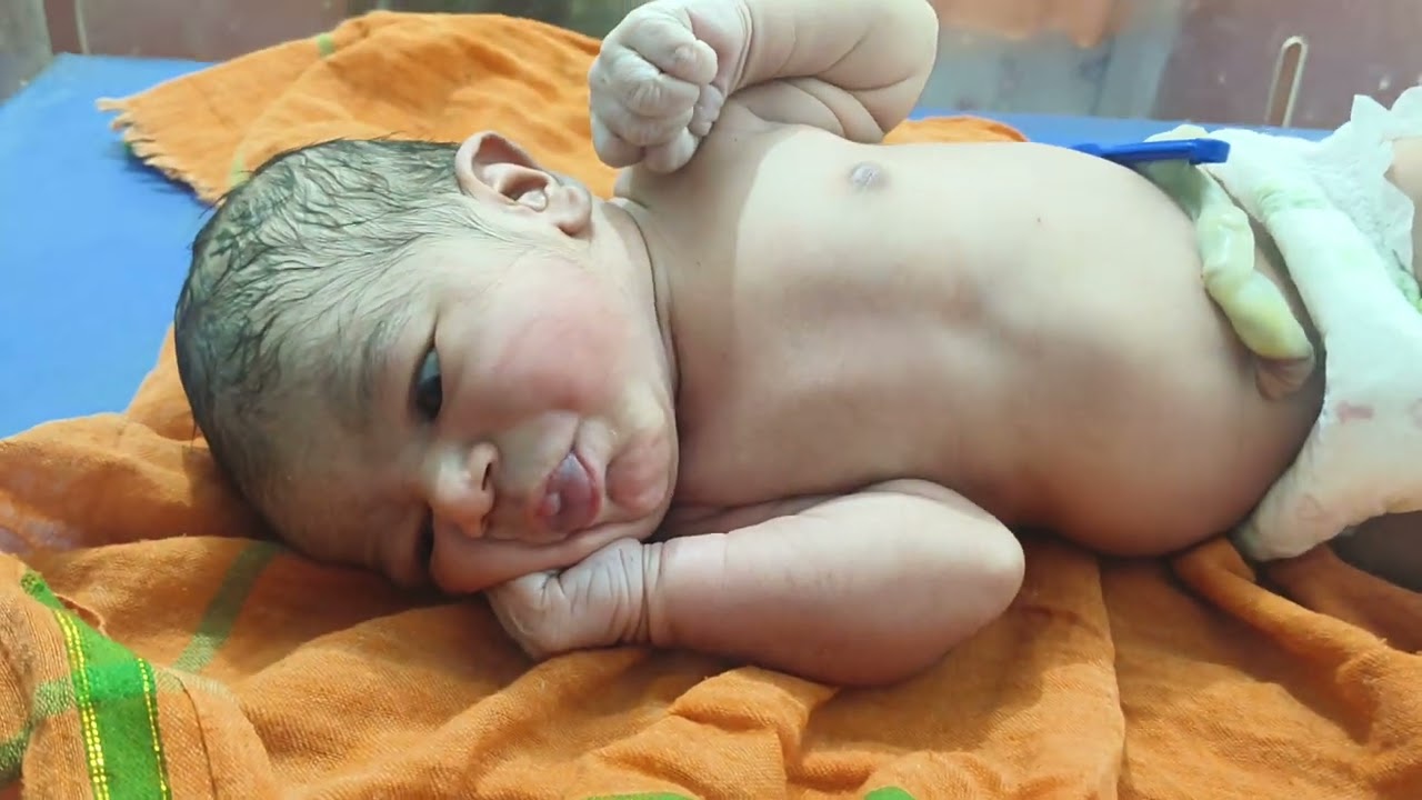 So cute boy 😍😍 naw Babu love 💞💞 my love Hospital 😍😍