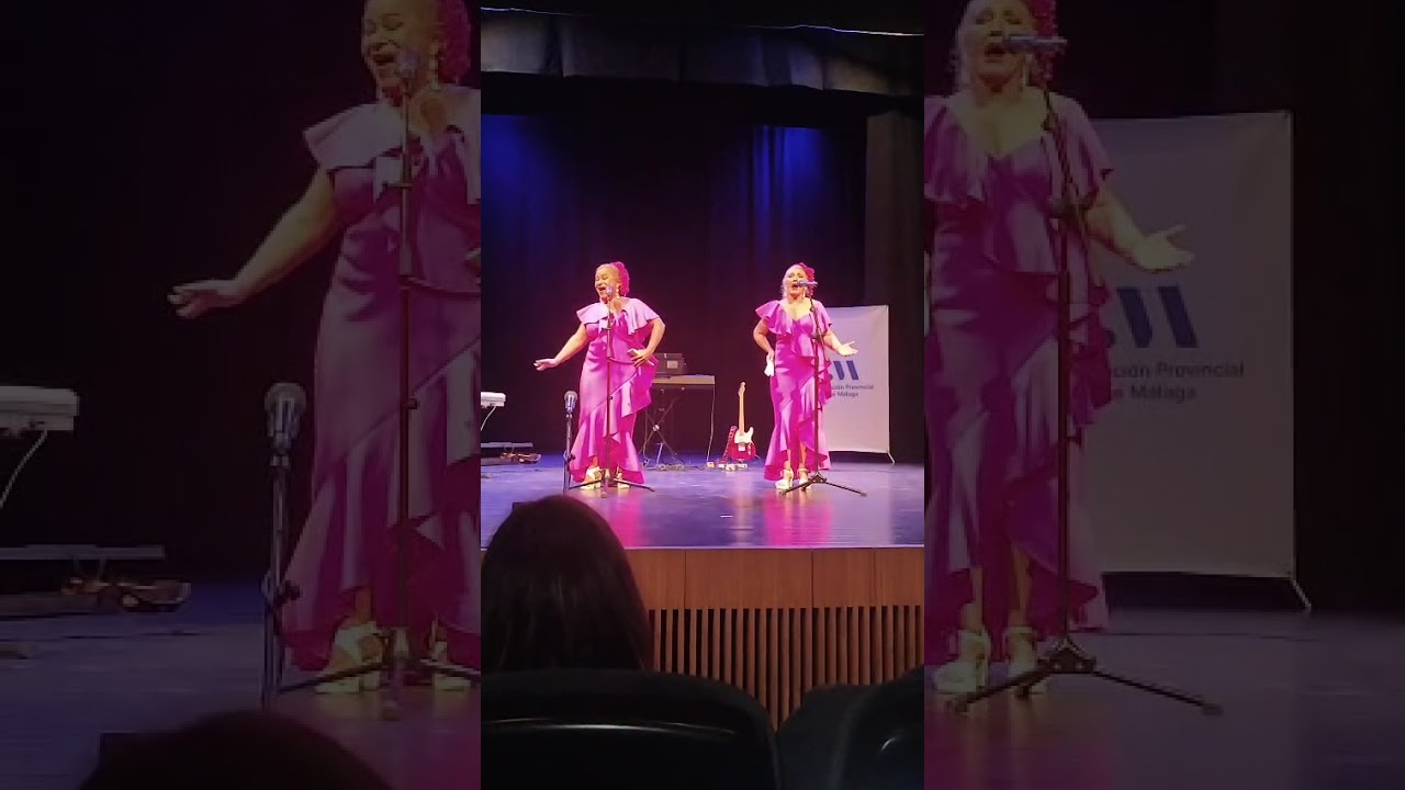 Hermanas Márquez. Lola y Magdalena, pasodole,  Teatro Tomás Salas de Alora. asoc.la flor del Romero