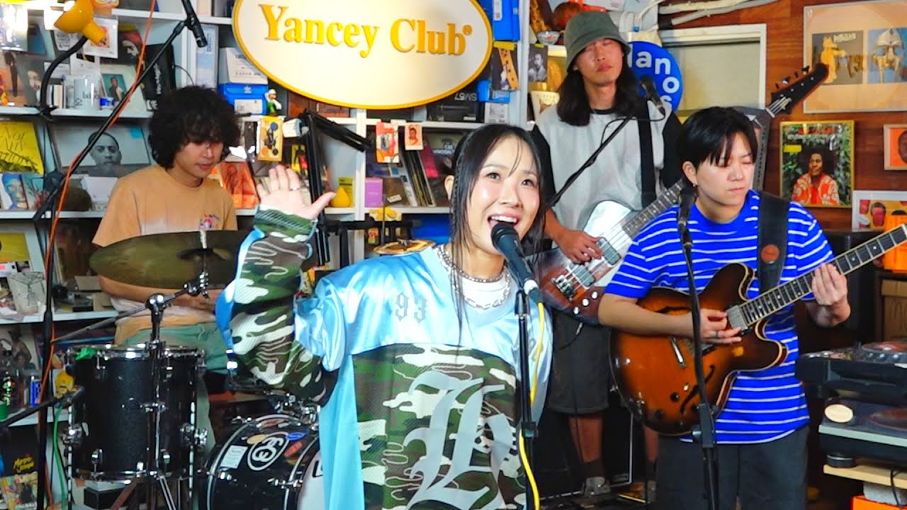 Watch '추다혜차지스' POC at LIVE @Yancey Club on YouTube Watch '추다혜차지스' POC at LIVE @Yancey Club on YouTube