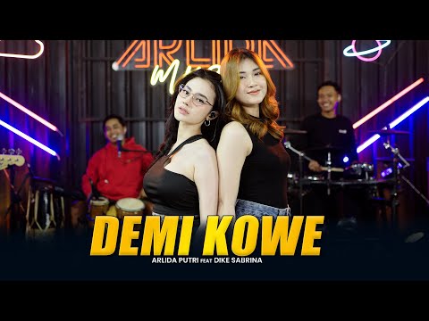 ARLIDA PUTRI FEAT. DIKE SABRINA - BERPISAH DIUJUNG JALAN (Official Live Music Video)