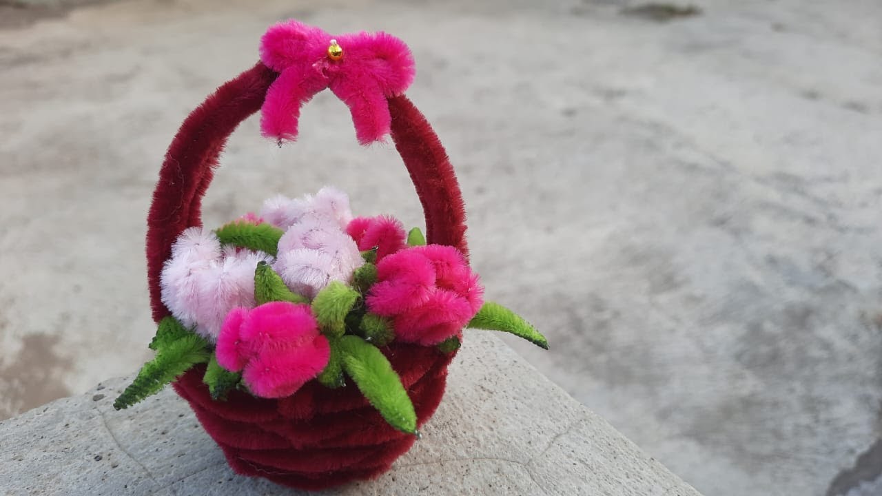 DIY PIPE CLEANERS CRAFT || KERANJANG BUNGA MINI DARI KAWAT BULU  MUDAH DAN CANTIK