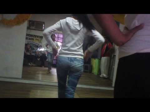 Bailarina Modas presenta