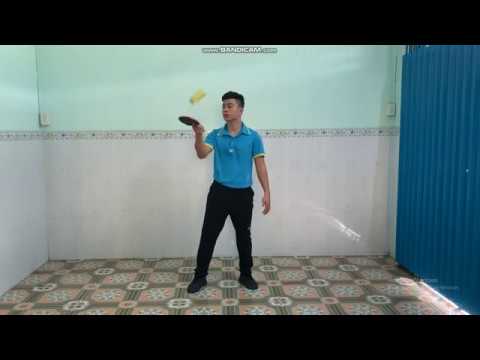 Thể dục - Ôn bài thể dục phát triển chung. Tâng cầu
