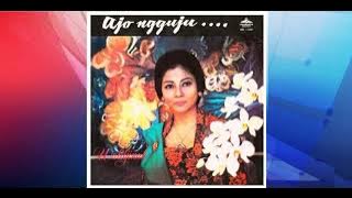 WALDJINAH BERSAMA O.K. BINTANG SURAKARTA - Dingklik Ongklak-Angklik (1968)