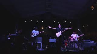 Globos - Technicolor Fabrics en vivo
