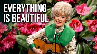Dolly Parton - Everythings Beautiful (In Its Own Way) | Live
Dolly Parton Everything’s Beautiful (In Its Own Way) Live Video 1967
Dolly Parton Everything’s Beautiful (In Its Own Way) Lyrics
When I look out over a green field of clover
Or watch the sun set at the end of the day
I get kind of moody when I see such beauty
And everythings beautiful in its own way
When I see a fountain flow from a mountain
Or see April showers bring flowers to May
I cant help but ponder; life is such a wonder
And everythings beautiful in its own way
Words cant describe what I feel inside
When I see the beauty in each coming day
What my eyes behold cant be bought or sold
And everythings beautiful in its own way
When I see the clouds form a black summer windstorm
That uproots the harvest and hurls it away
In the midst of such anger, destruction and danger
The storms even beautiful in its own way
When I see leaves drop off from the treetop
Or see the snow fall on a cold winters day
My thoughts seem to wander into the blue yonder
God made all things beautiful in their own way
Words cant describe what I feel inside
When I see the beauty in each coming day
What my eyes behold cant be bought or sold
And everythings beautiful in its own way, in its own way, in its own way Dolly Parton - Everythings Beautiful (In Its Own Way) | Live