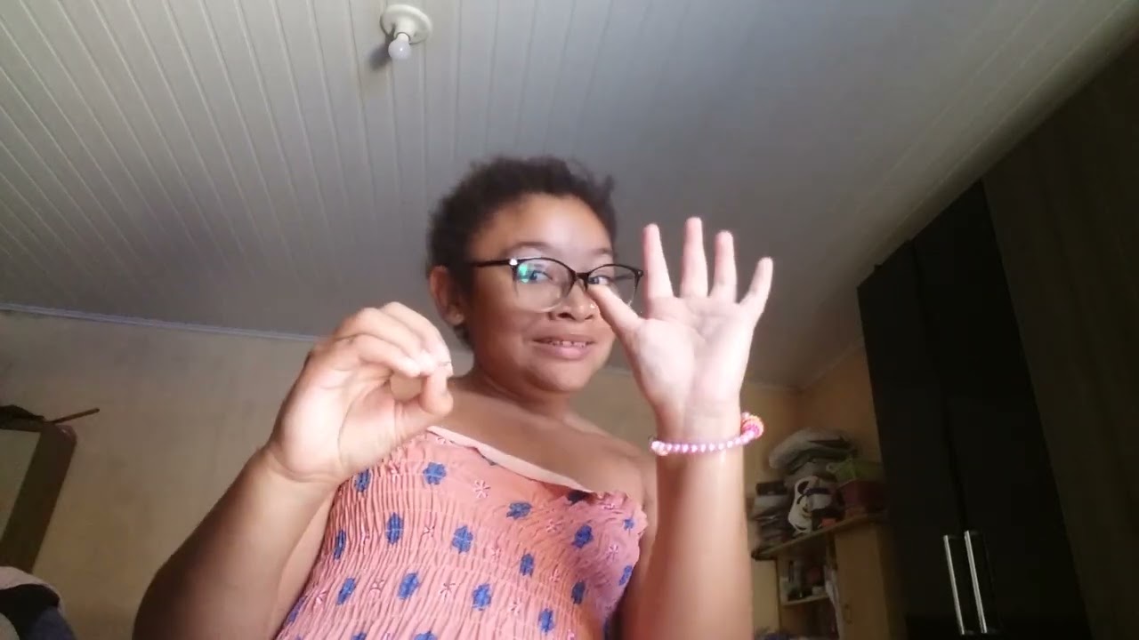 oque eu compraria. versão material escolar. escreva nos conentarios mas tipos