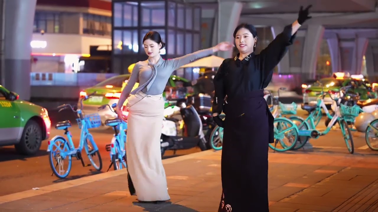 藏族美女锅庄舞《金钥祈舞》🌹Tibetan dance 💖  tibetan guozhuang dance💖tibetan song💖