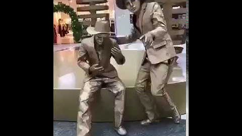 Xem mà cười đau cả bụng, rụng luôn cả răng phần 1