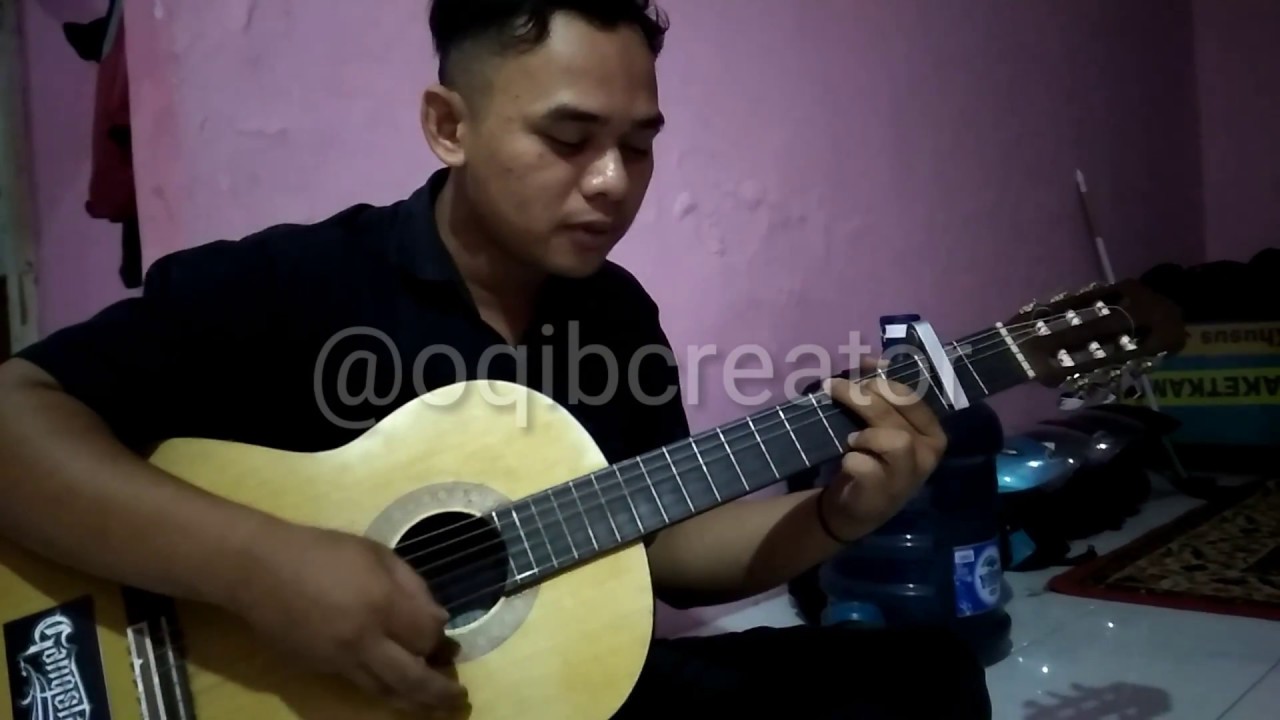 Adek jilbab  ungu  cantik manis cak ulat bulu Cover  by DENY 