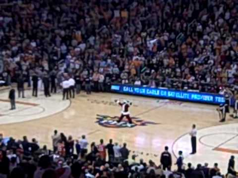 Phoenix Suns vs. San Antonio Spurs - Clip #1