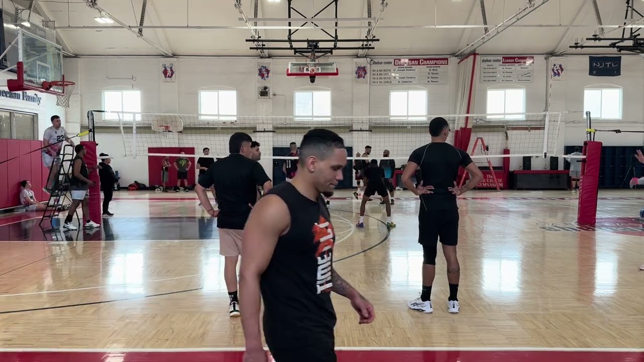 Bridgeport volleyball tournament - Connecticut (Game 2 - 1st set)