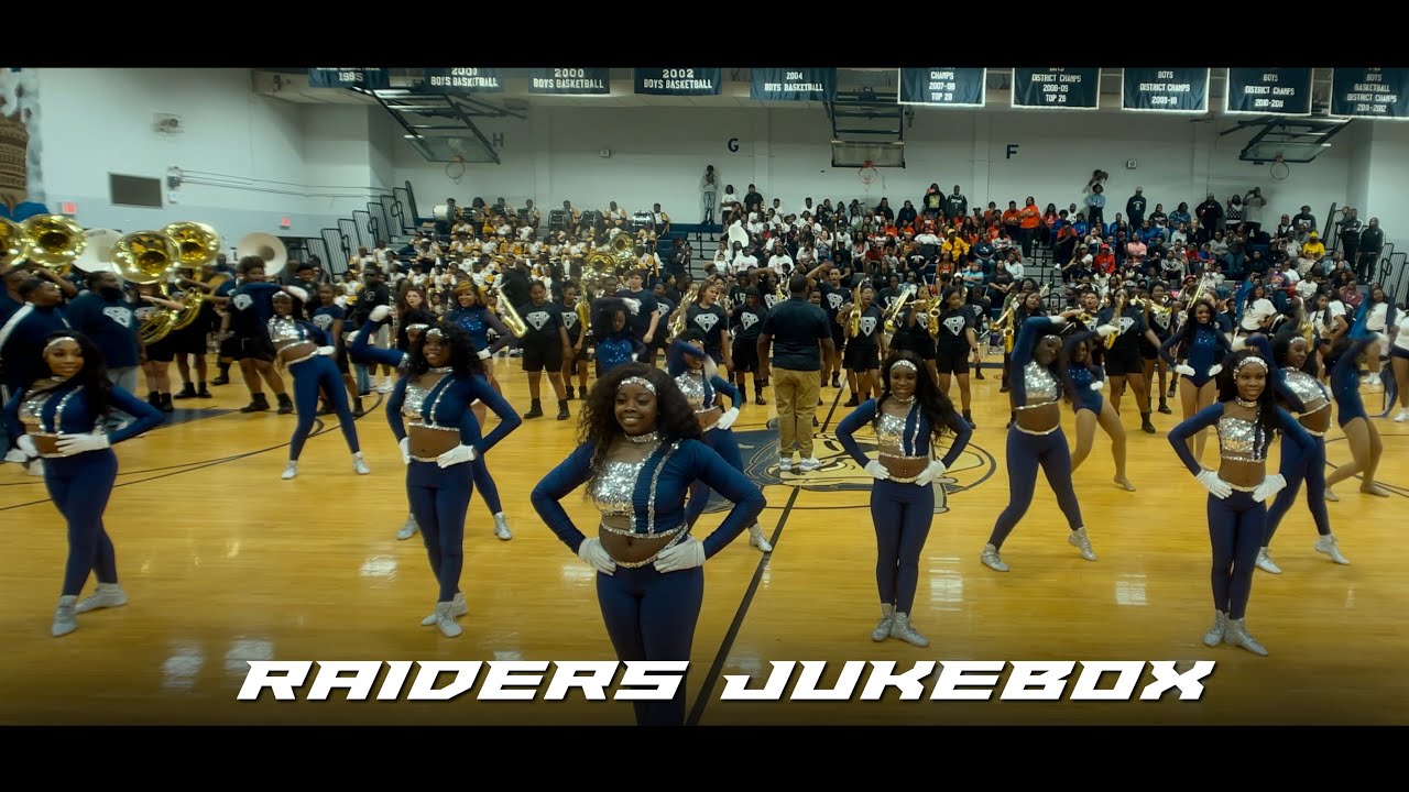 Huntington High School ⚓️ Raiders Jukebox Marching Band ⚓️ Showcase