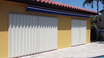 Shutter Brothers - Ivory Accordion Shutters
