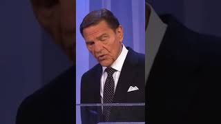  Kenneth Copeland Speaks in CrAzY False Tongues Without Translation. False Teacher Prophet Exposed