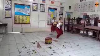 Download lagu Tari Reresik'SD Kalkid 01 juara 1 FLS2N 2018 Kec. Semarang Barat