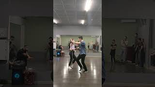 А вот так надо было танцевать 😎