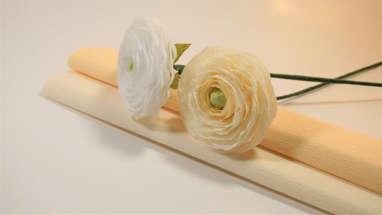 Video Tutorial: Crepe Paper Ranunculus Flower Kit - Lia Griffith