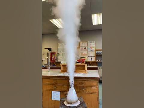 2 KMnO4 + H2O2 → 2 MnO2 + 2 O2 + 2 KOH - YouTube