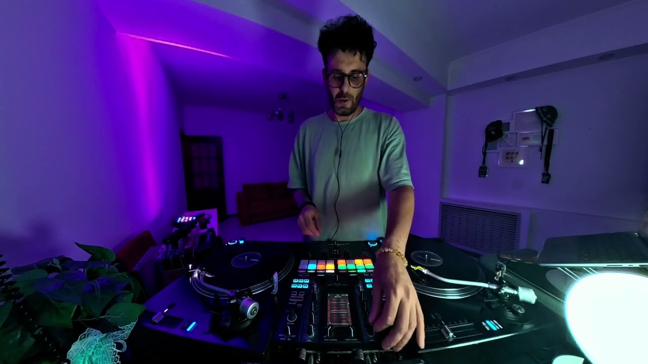 Minimal / Deep Tech Mix / Roman Shukshin / 8 July 2025 adlı videoyu YouTube'da izle Minimal / Deep Tech Mix / Roman Shukshin / 8 July 2025 adlı videoyu YouTube'da izle