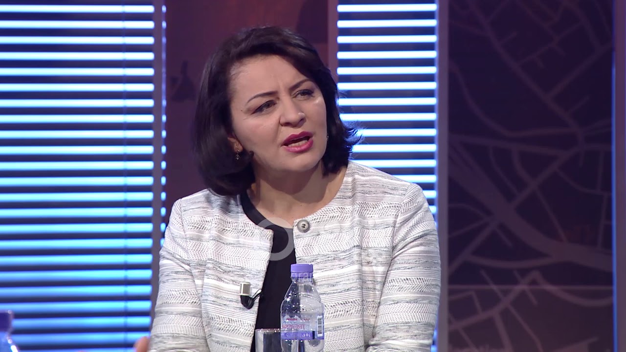 Ora News – Edlira Gjoni: Zëvendësimi i 7 ministrave, po aq i pavlerë sa paketa për universitetin