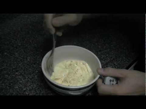 Food And Fitness Online Scrambled Eggs In The Microwave-11-08-2015