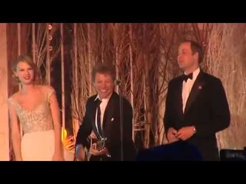 Jon Bon Jovi - Livin` On A Prayer - Live - 26/11/2013 - Kensington Palace