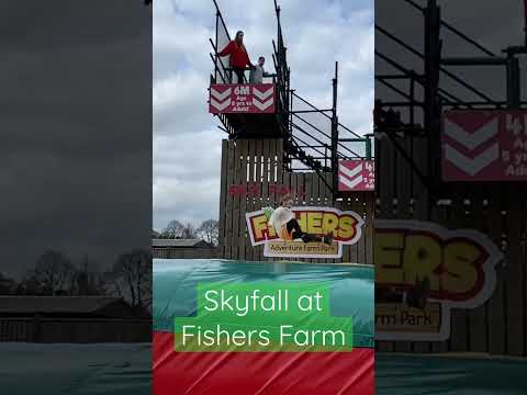 9 year old girl free falling from Skyfall at Fishers Farm