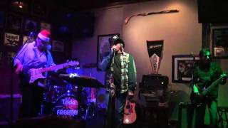 Tricia Freeman Band at Friends with Dave Tyson 12-23.2.wmv