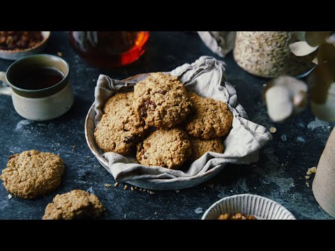 Vegan and Gluten Free Oatmeal Cookies: Easy and Quick