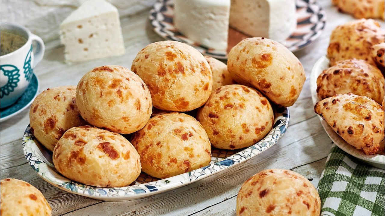 FAÇA A RECEITA ORIGINAL DO VERDADEIRO PÃO DE QUEIJO MINEIRO