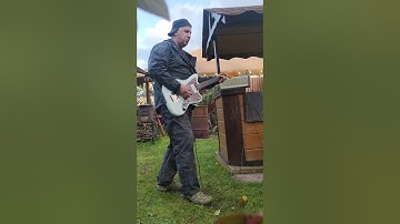 Thumbnail of Link Wray - Run chicken run. Cover. Squier classic vibe '60s jazzmaster . Yamaha THR 10.