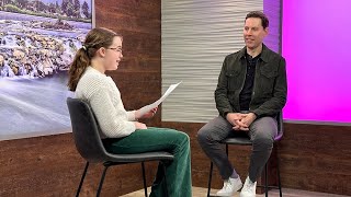 Comedian and Ashton native Ryan Hamilton answers 7 Questions with Emmy