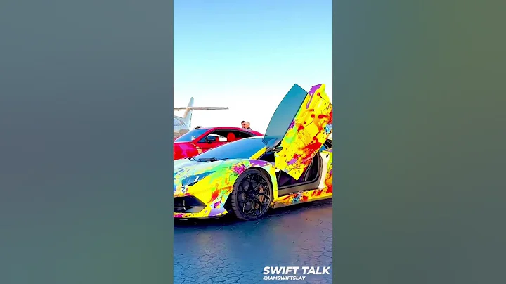 Tekashi 6ix9ine with 1 million in cash, land in nyc airport 😳🤯 #6ix9ine