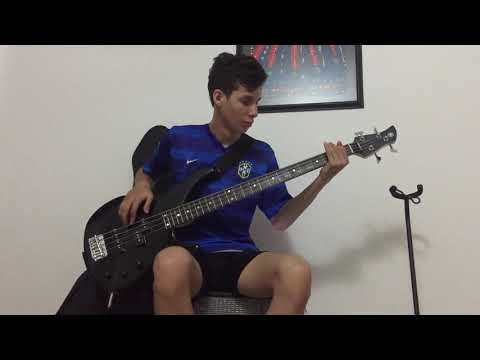 Misfits - Astro Zombie (bass cover)