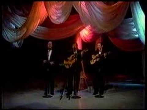 Trio Borinquen- "Lamento Borincano" y "Sin Fe"