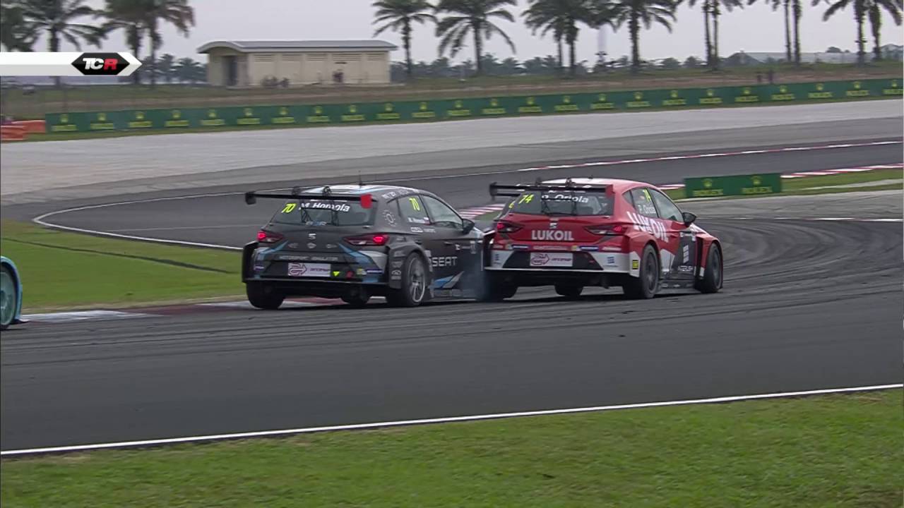 tyres uae Another crazy race!!! 2016 Sepang, TCR Race 2 Clip