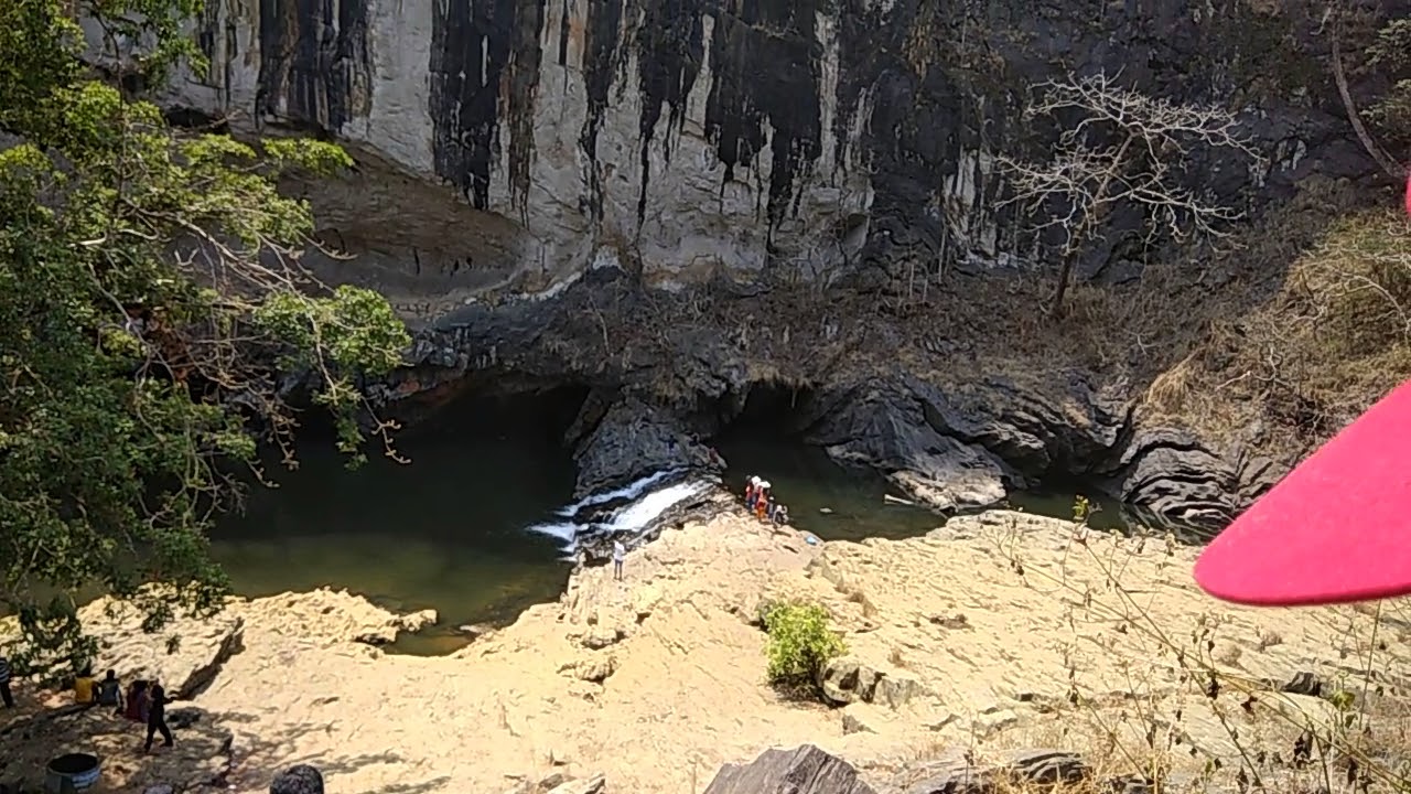 Syntheri rock dandeli