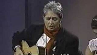 Video thumbnail of "Joan Baez - Strange Rivers (1990) (Nashville)"