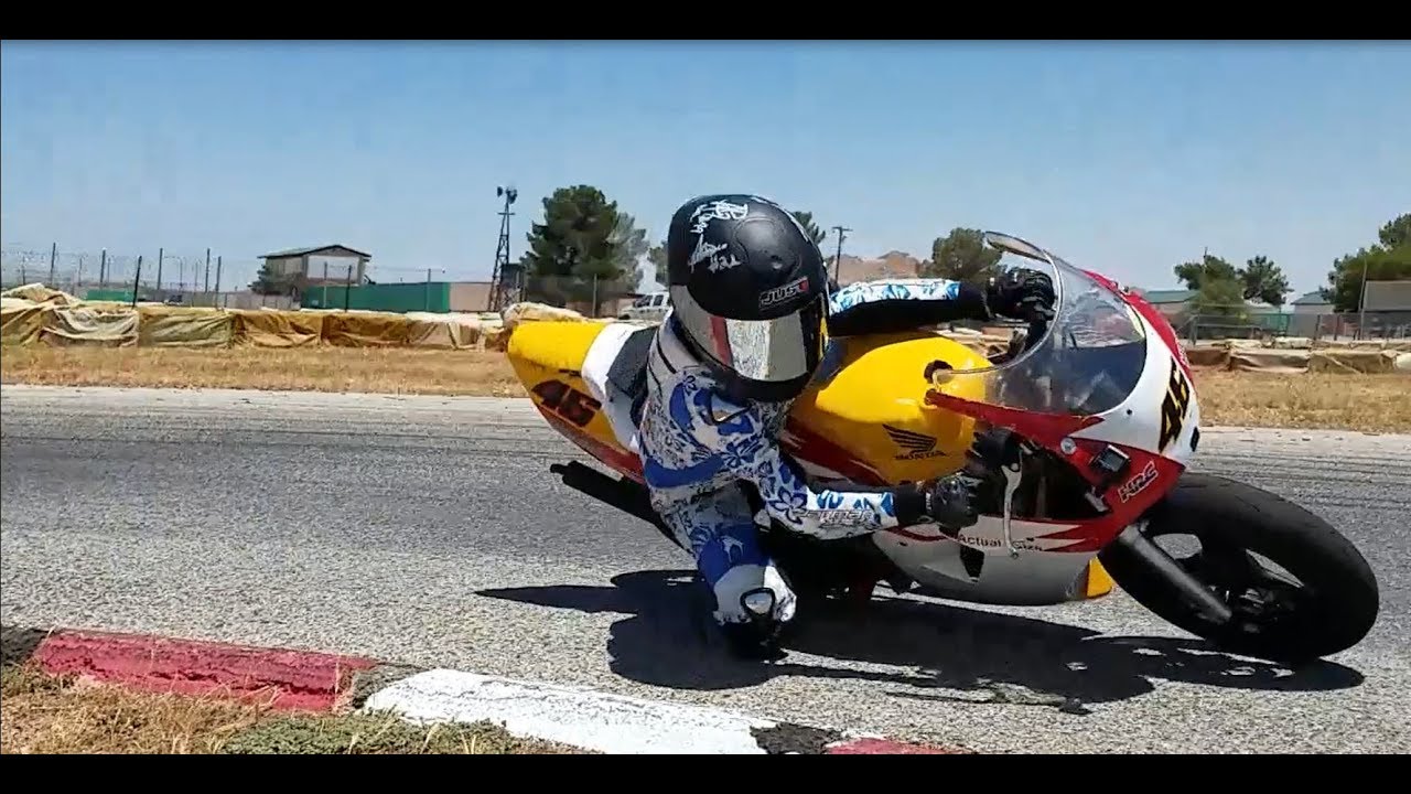 KDJR 8 year old Mini Motorcycle Road Race Practice at Willow Springs ...