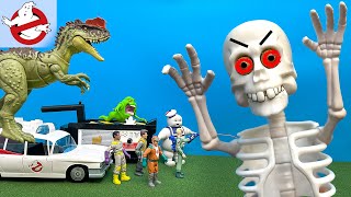 FINAL BATTLE WITH SCARY SKELETON GHOST! (Ghostbusters Attack!) by TurboToyTime 177,502 views 1 month ago 6 minutes, 36 seconds