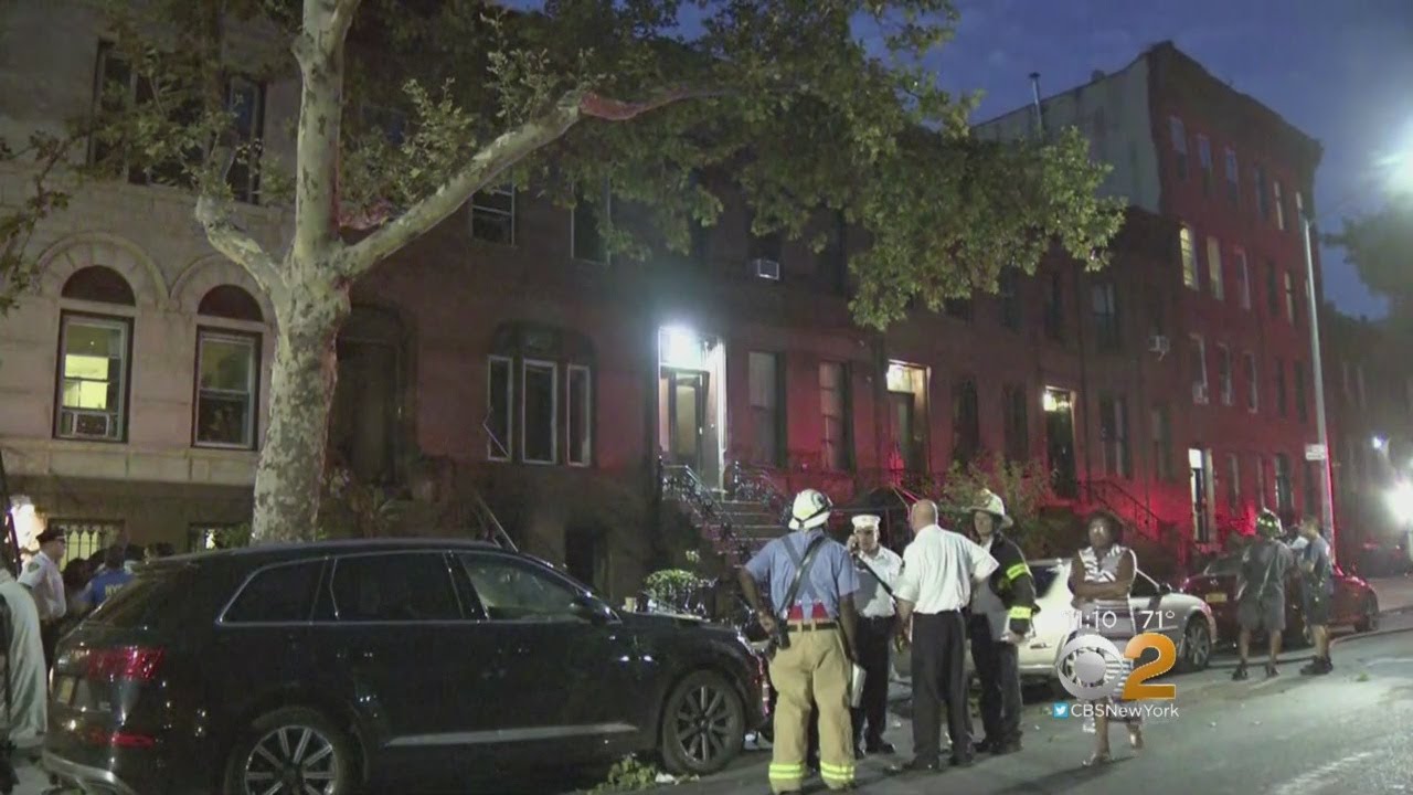 Woman Killed In Brooklyn Fire - YouTube