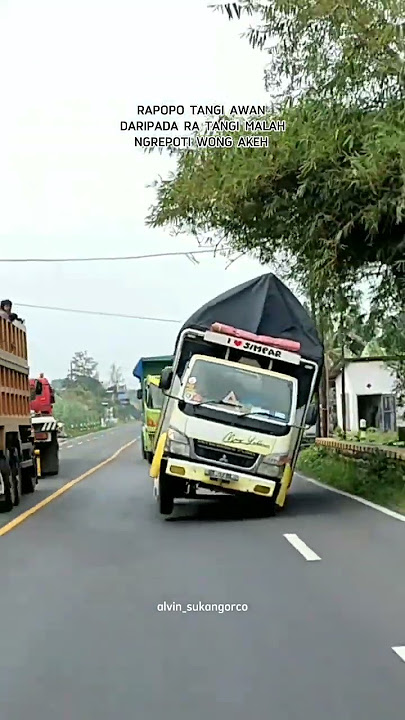 Viral Story'Wa Truk Oleng 30 Detik Keren