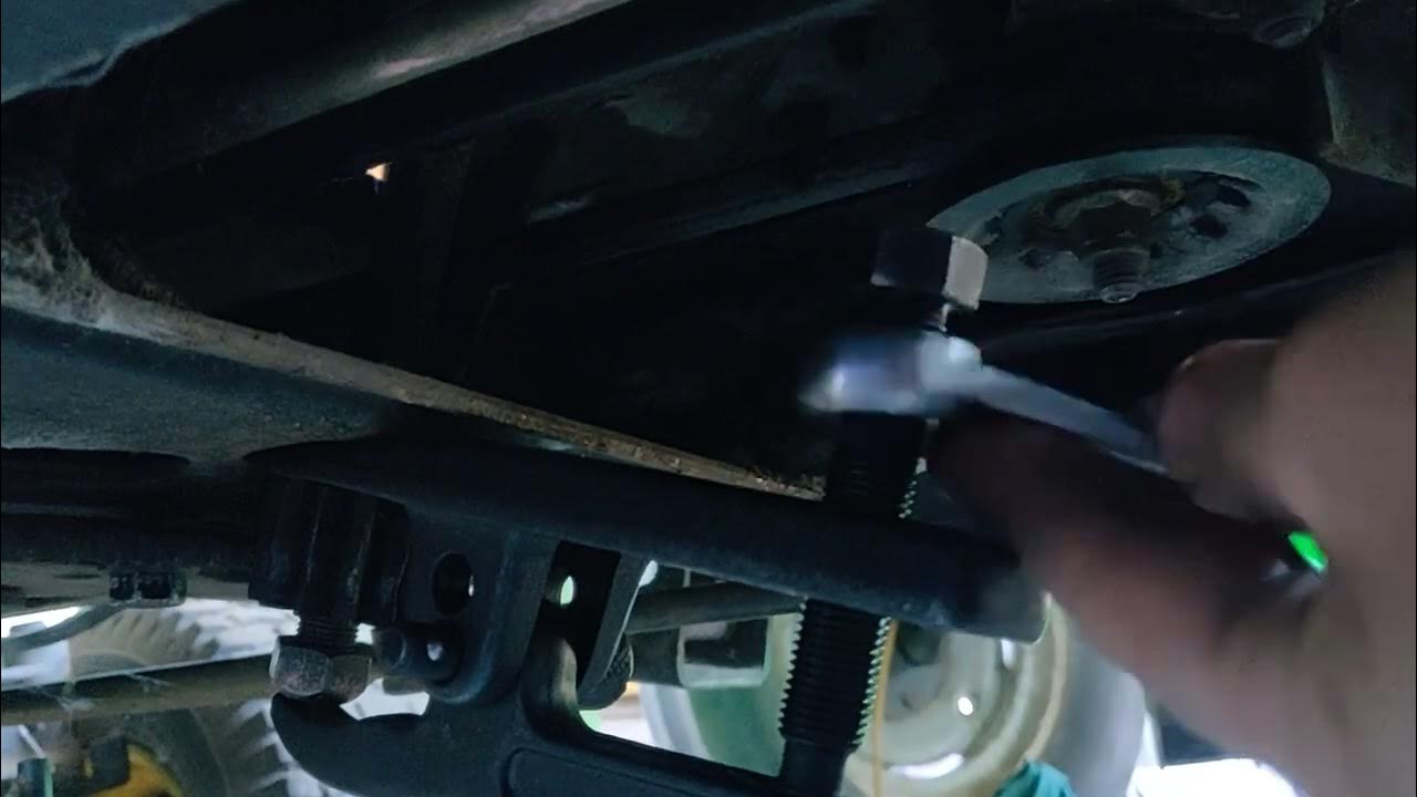 removing stuck pinion gear on John Deere LA117 with ball joint or tie