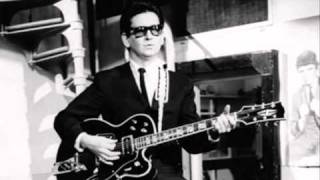 Watch Roy Orbison Singing The Blues video